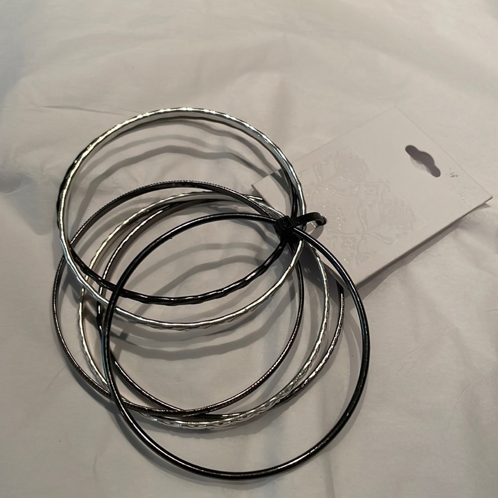 Bangles - blacks and silver set
